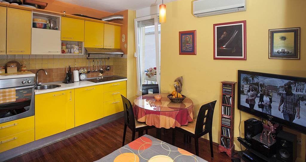 Apartment Sunny Yellow - With Balcony And Parking Place, Сплит Номер фото